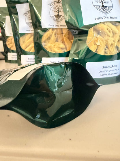 Snackaroni- Cheezoes