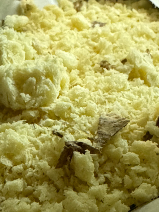 Freeze dried mashed potatoes powder with some bits of peel in the powder for a rustic flavor and texture